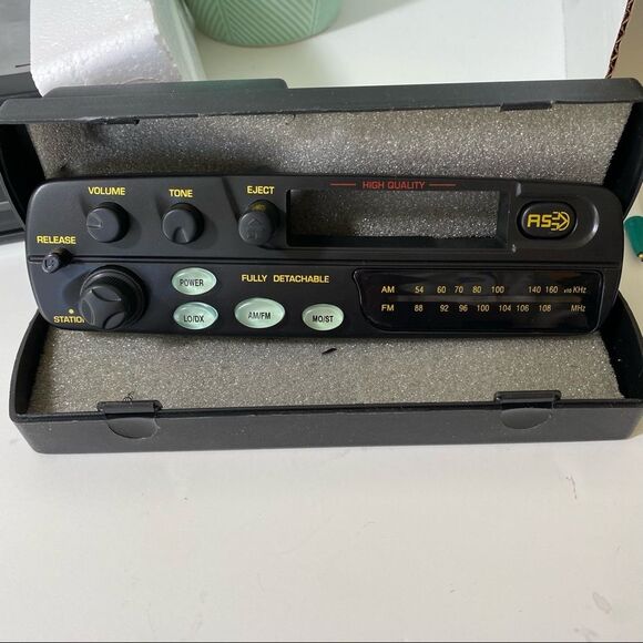 JDL detachable car radio system, $345 NIB #1307 Lighted Brand New - Picture 6 of 10